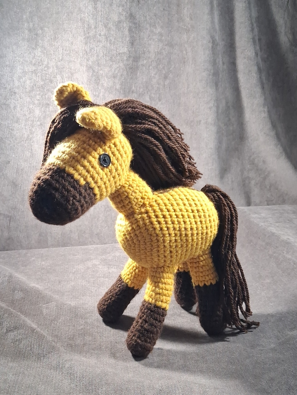Hand Crafted Crocheted Gold Yellow & Brown 11" x 9" Horse Stuffed Toy VG Ages 3+